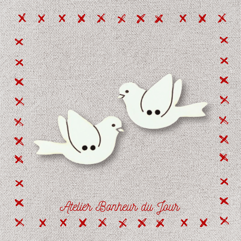 Decorative wooden button "Couple birds in flight" Atelier bonheur du jour