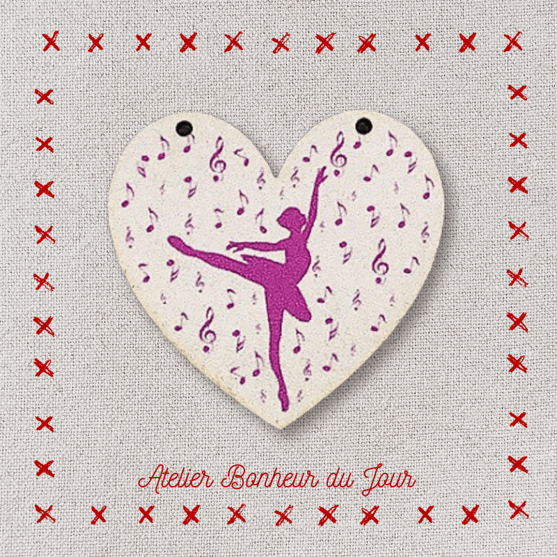 Decorative wooden button “Dancing heart" to hang Atelier bonheur du jour