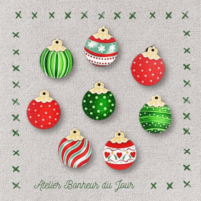 mini pouch with decorative wooden buttons “Christmas baubles” Atelier bonheur du jour