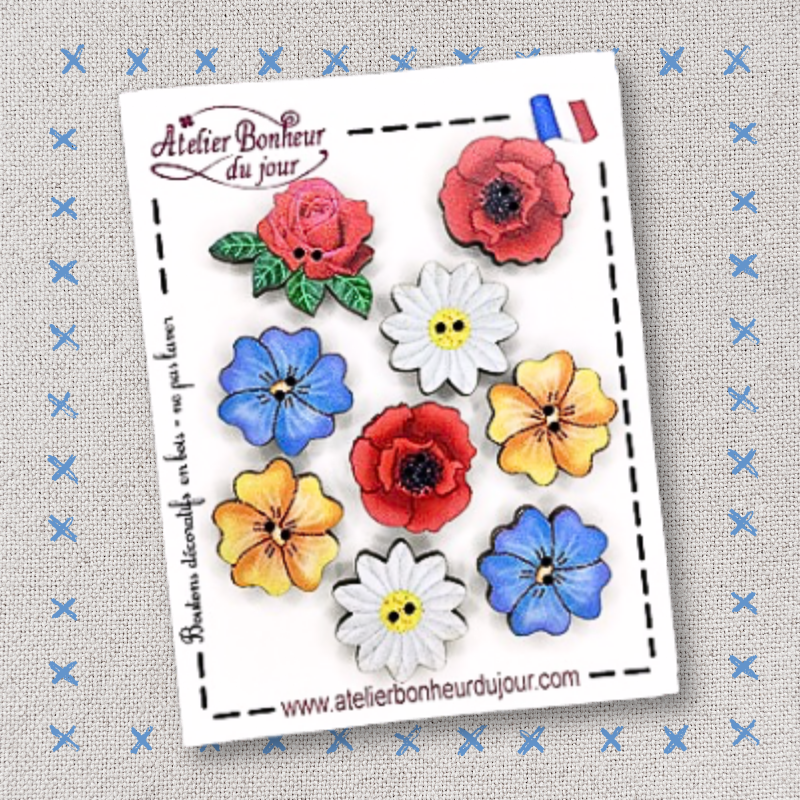Decorative wooden button “Flowers and poppies" pouch Atelier bonheur du jour