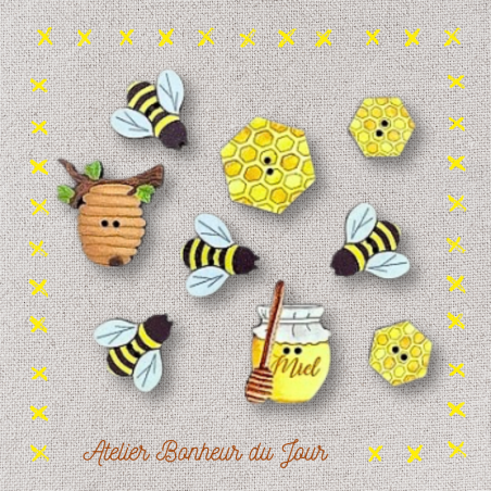 Decorative wooden button "Bees" pouch Atelier bonheur du jour