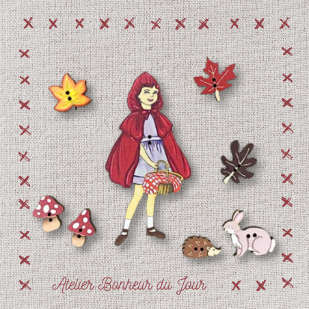 Decorative wooden button "Little red riding hood" pouch Atelier bonheur du jour