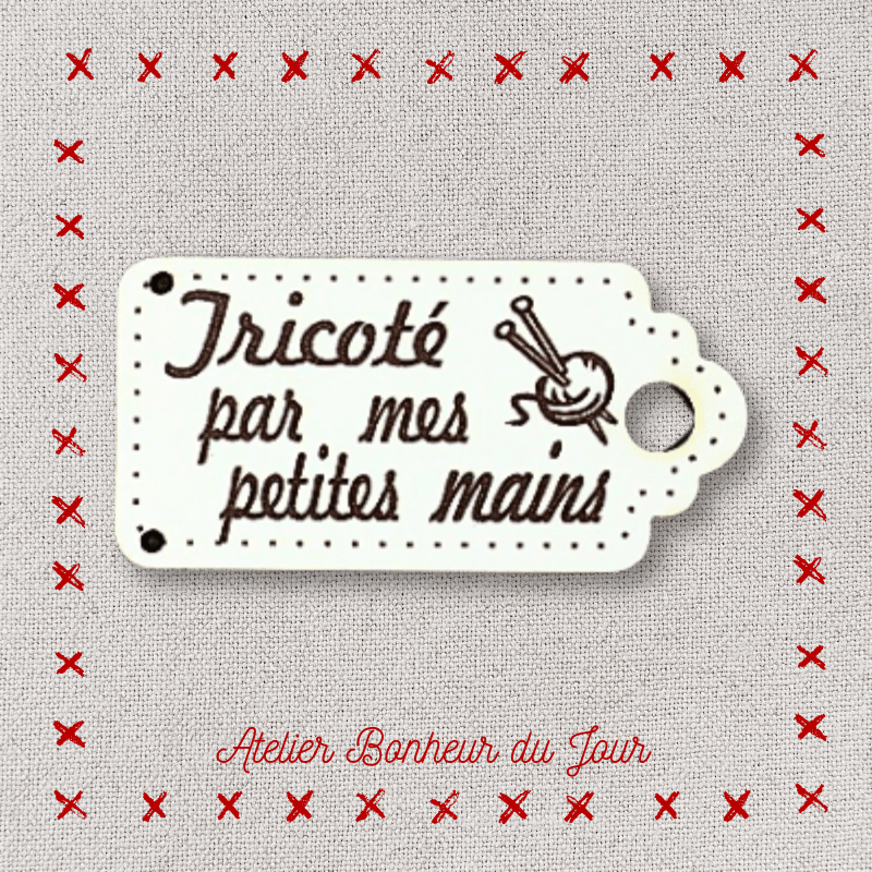 Décorative wooden buttons label "Knitted by my little hands" Atelier bonheur du jour