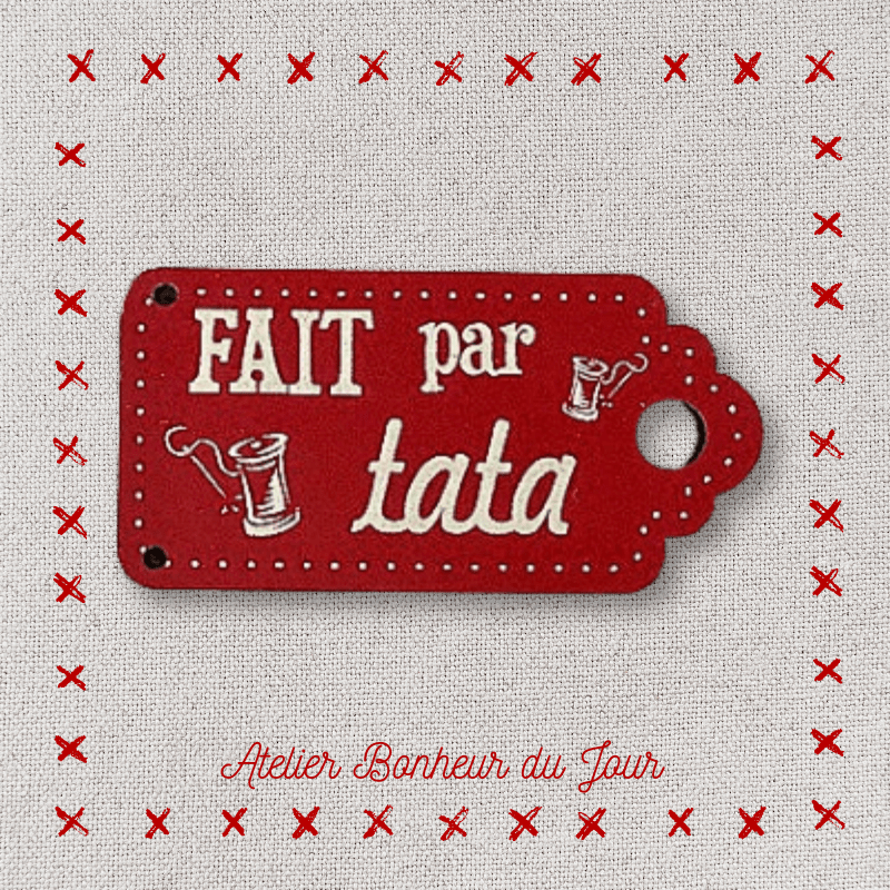 Decorative button - wooden label "Made by tata" Atelier bonheur du jour