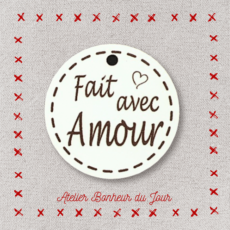 Décorative wooden buttons medal "Made with love" Atelier bonheur du jour
