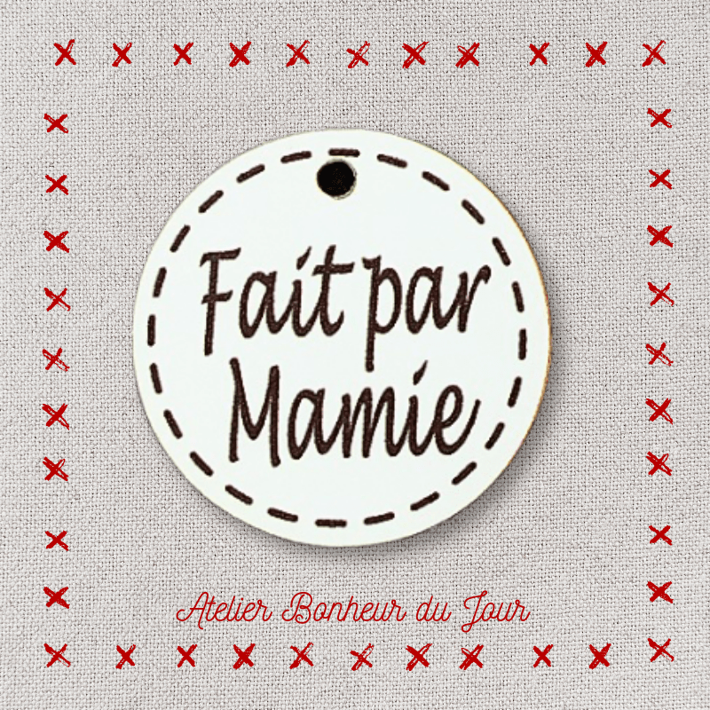 Décorative wooden buttons medal "Made by grandma" Atelier bonheur du jour