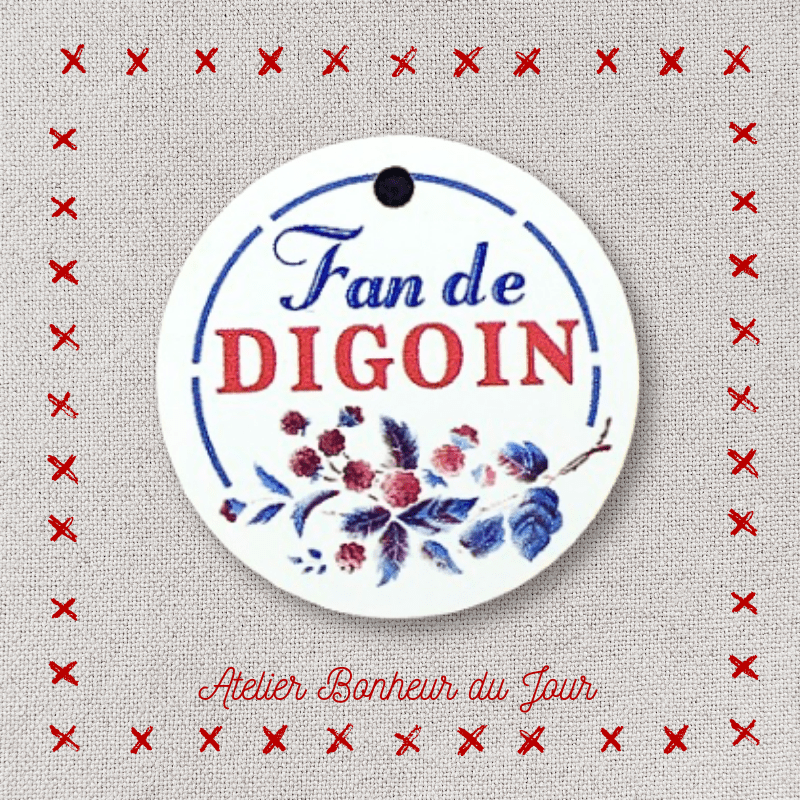 Decorative wooden buttons Wood medal "Fan of Digoin" Atelier Bonheur du jour