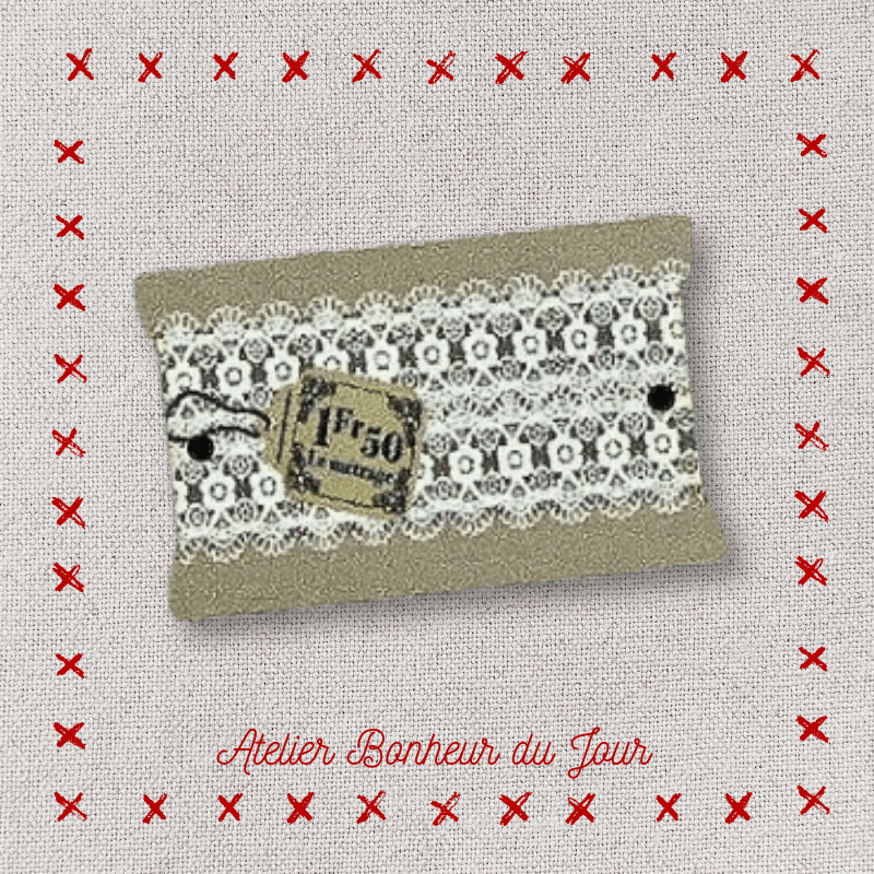 Decorative wooden button "Lace card" Atelier bonheur du jour