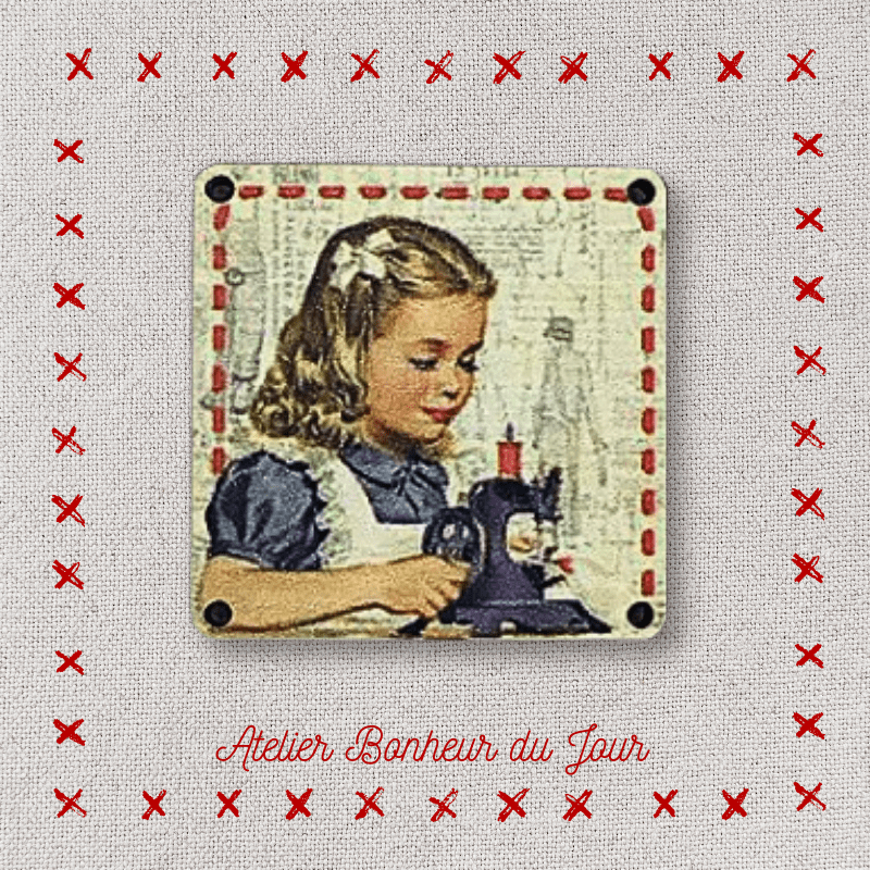 Decorative wooden button "Little seamstress" Atelier bonheur du jour