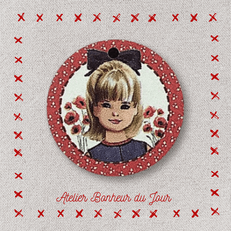 Decorative wooden "Little girl poppies" medallion to hang Atelier bonheur du jour
