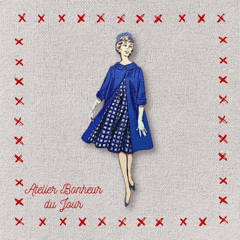 Decorative wooden button "Lady blue coat" Atelier bonheur du jour