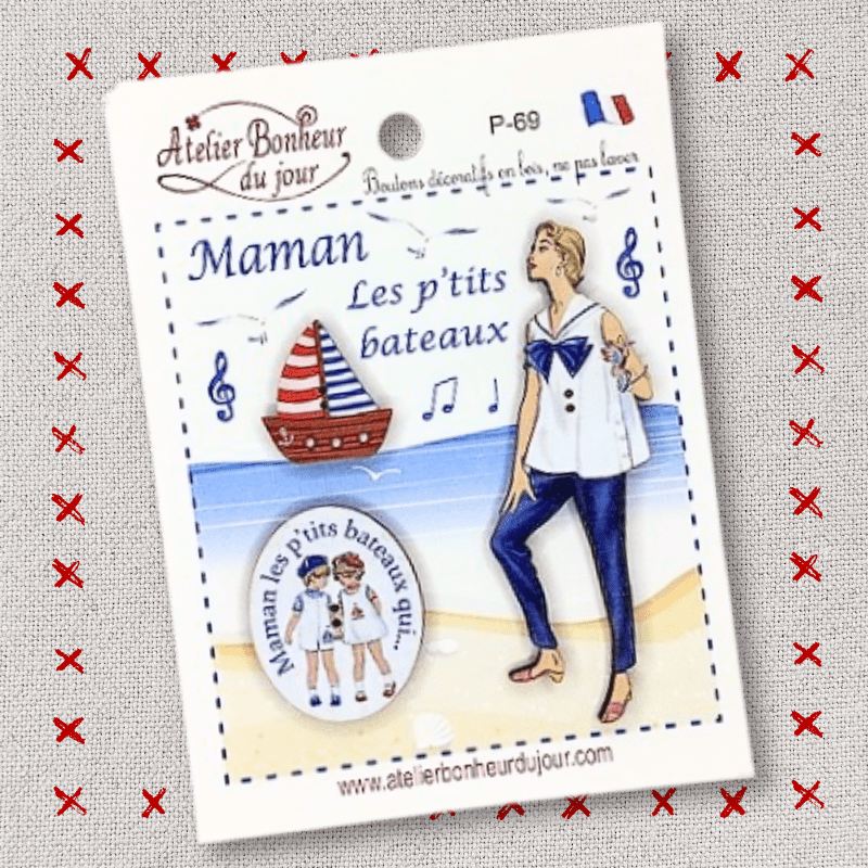 Decorative wooden button "Mom the little boats" pouch Atelier bonheur du jour