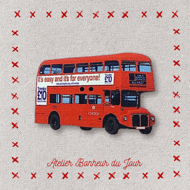 Decorative wooden button “English bus" Atelier bonheur du jour