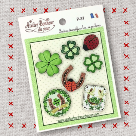 decorative wooden button pouch "Lucky charm" Atelier Bonheur du jour